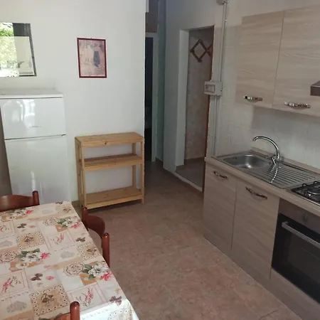 Poseidonia 3*